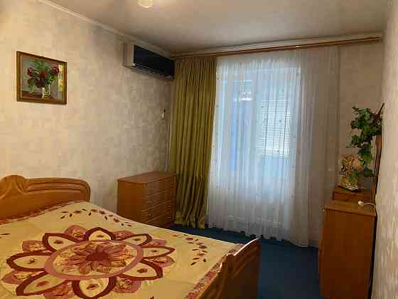 Продам 4-х комнатную квартиру в центре Горловка