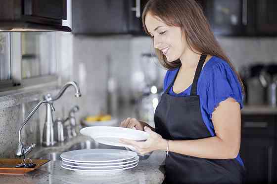 Посудомойщица - требуется на работу в кафе Донецк