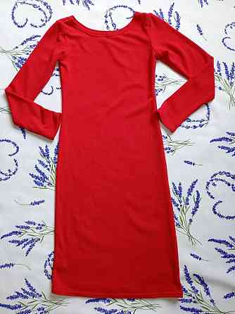 Красное платье демисезонное Енакиево