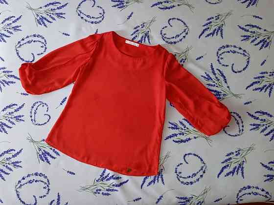 Красная блуза Енакиево