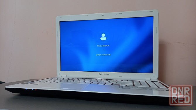 Ноутбук Acer 2 видеокарты скоростной SSD в отличном состоянии Донецк - изображение 1