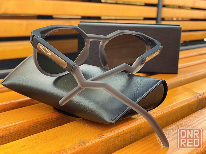 Солнцезащитные очки Oakley. Донецк - изображение 2