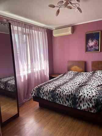 Продам 4-х комнатную квартиру в Ворош районе Донецка Донецк