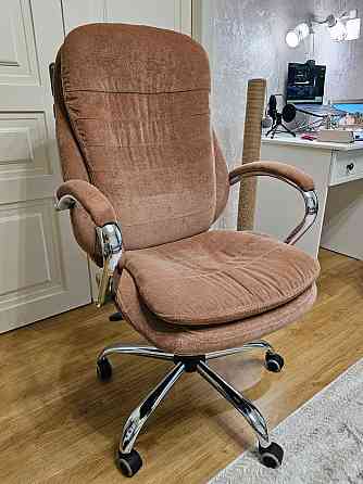 Офисное кресло в отличном состоянии Донецк