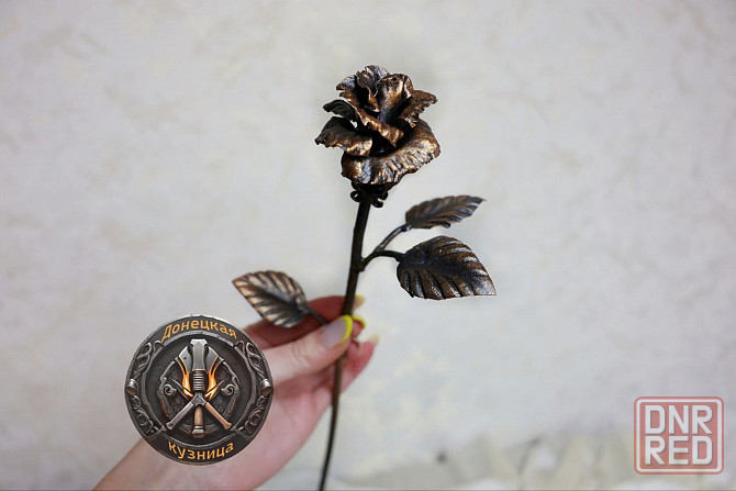 Кованые розы из снарядов. Роза Донбасса. Роза мира Донецк - изображение 5