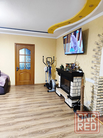 Продам 2-х уровневый дом в центре Гвардейки Макеевка - изображение 1