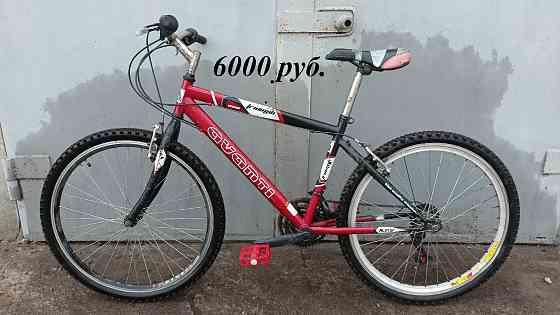 Продам горный велосипед, колёса 26 дюймов Енакиево