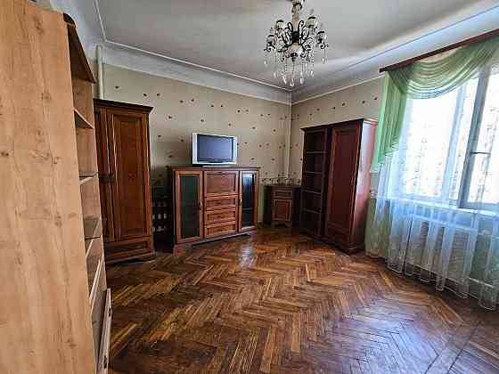 Продам 3-х квартиру в центре города (около 1 школы) Донецк
