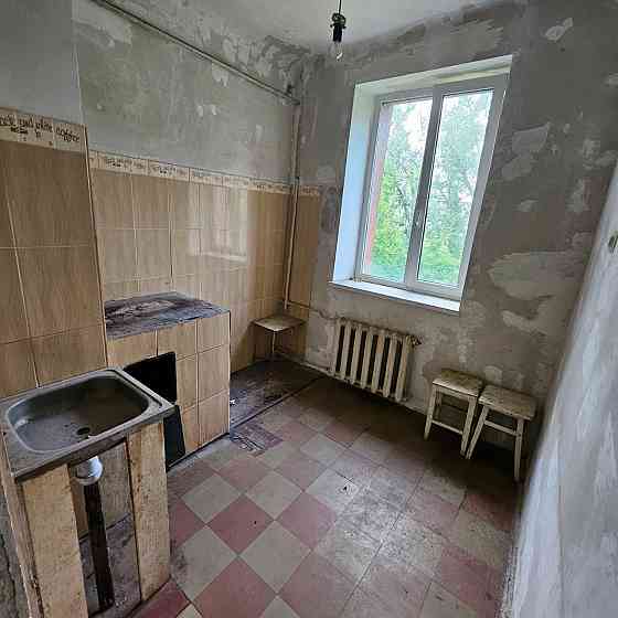 Продажа 2-х комнатной квартиры в Киевском районе, улица Лавренева. Под ремонт. Донецк