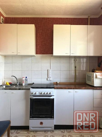 Продается 1 комнатная квартира, в Ленинском районе Донецк - изображение 1