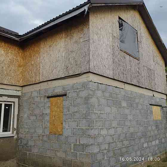 Дом Коробка, 100м.кв., Окна на 1-й этаж в наличии, ор-р ул Светлого пути Донецк
