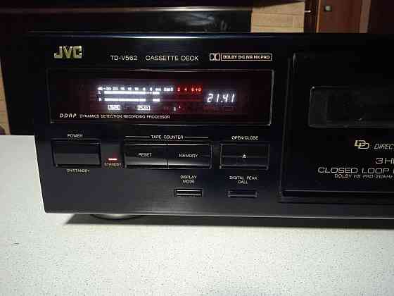 Кассетный магнитофон "JVC" TD-V562 Донецк