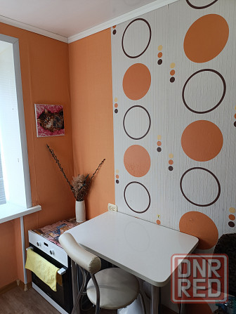 Оплата по факту заселения. Вода постоянно. Сдам 2к.кв.Буденновский район, Майский рынок, Караван. Донецк - изображение 1