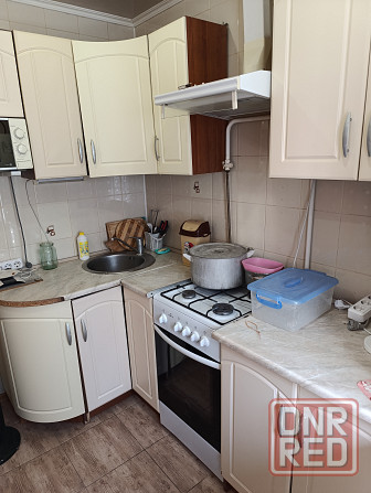 Оплата по факту заселения. Вода постоянно. Сдам 2к.кв.Буденновский район, Майский рынок, Караван. Донецк - изображение 2