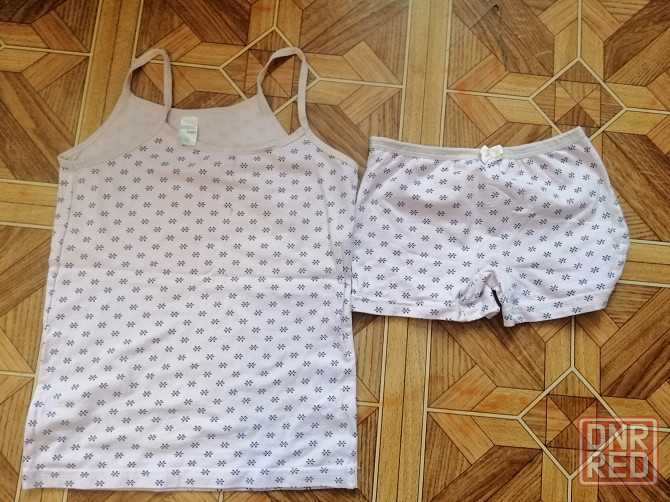 Продам комплект для девочки майка трусики, р. 8 Донецк - изображение 1