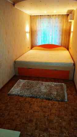Продам 3-х комнатную квартиру в Калининском районе (Авторынок) Донецк