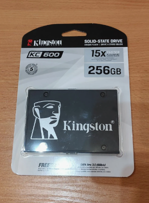 SSD KIngston KC600 2.5" 256gb Новый Гарантия Донецк
