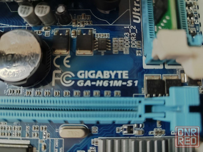 Комплект Gigabyte ga-h61m-s1 (S1155) +i52400 +8gb ddr3 + охлаждение Донецк - изображение 2