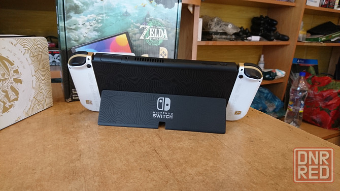 Nintendo Switch OLED+игры! Лимитированный! Zelda edition! Донецк - изображение 2