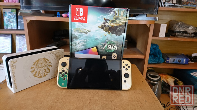 Nintendo Switch OLED+игры! Лимитированный! Zelda edition! Донецк - изображение 1