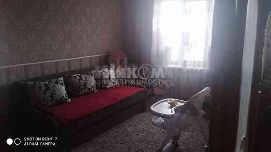 Продам 2-х комнатную квартиру в центре города Луганск площадь Героев Великой Отечественной Войны Луганск