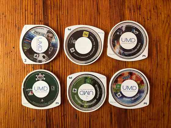 Диски с играми UMD для PSP 13шт + 3 кейса для дисков Донецк