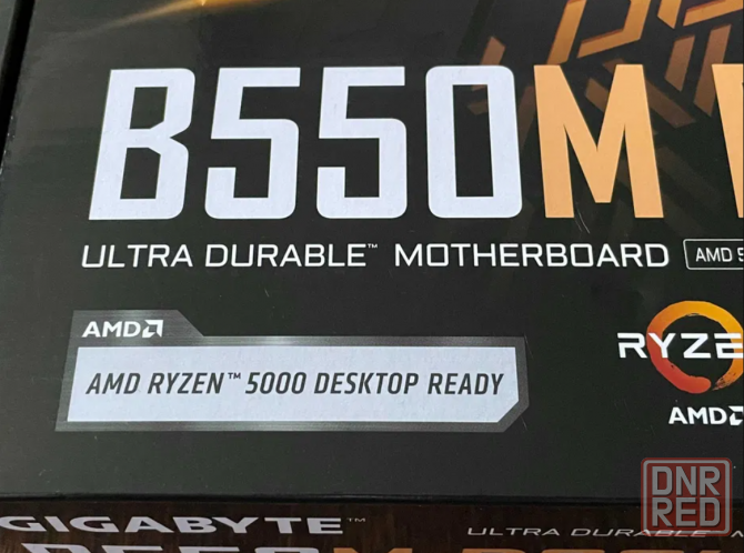 Материнская плата Gigabyte B550M DS3H (sAM4, AMD B550) Донецк - изображение 2