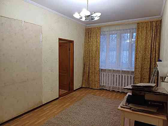 Продам 3-х комнатную квартиру на Дружбе и капитальный гараж во дворе Донецк