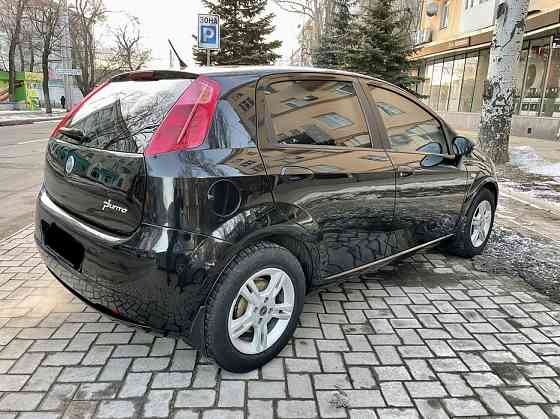 Продаю автомобиль FIAT GRANDO PUNTO 2006 г. в. состояние отличное Донецк
