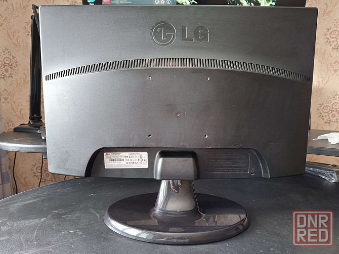 Монитор LG FLATRON W2243S Донецк - изображение 2