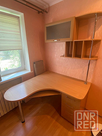 Стол компьютерный офисный с тумбой и шкафчиком Донецк - изображение 2