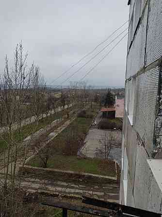 продам 1 квартиру в Зугрэс 2 от собственника Зугрэс