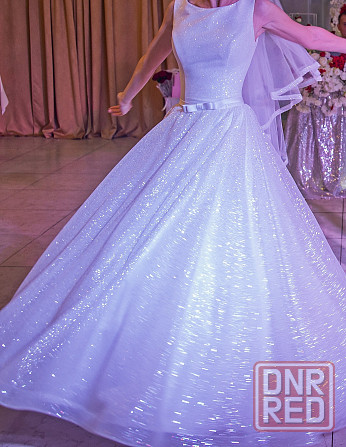 Мерцающее свадебное платье Донецк - изображение 1