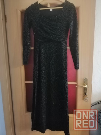 Продам платье бархатное очень длинное , р. 42 Донецк - изображение 1