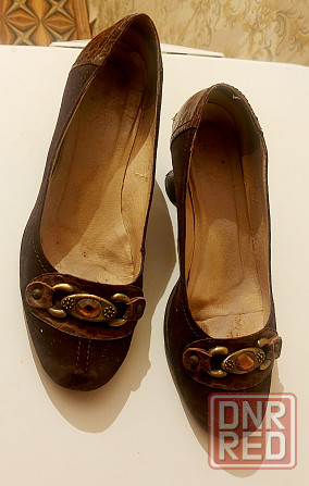 Туфли коричневые с украшением Донецк - изображение 3