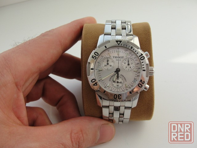 Часы TISSOT кварцевый хронограф Макеевка - изображение 2
