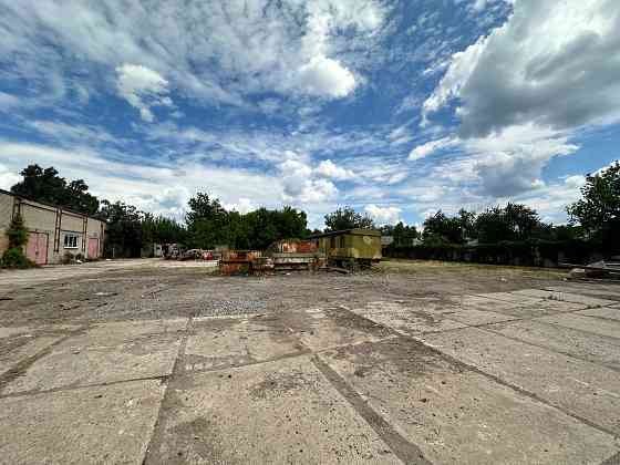 Сдам в аренду большую закрытую территорию со складами и производственными помещениями Донецк