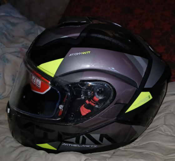 Шлем мотоциклетный новый Харцызск