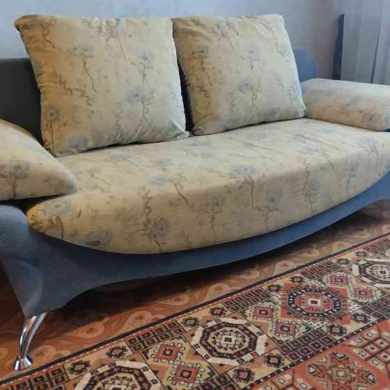 Продается красивый диван Донецк