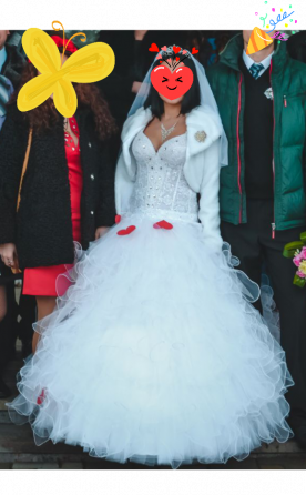 Платье свадебное белое с кольцами Макеевка