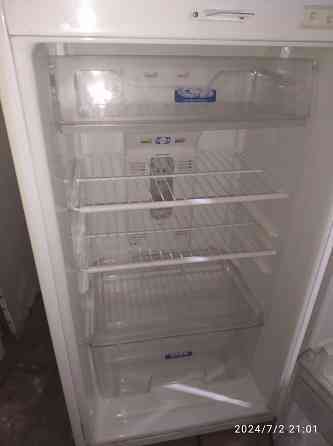 Холодильник 2 х камерный с сухой заморозкой. Донецк