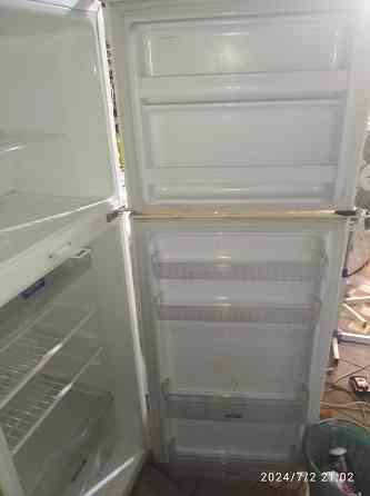 Холодильник 2 х камерный с сухой заморозкой. Донецк