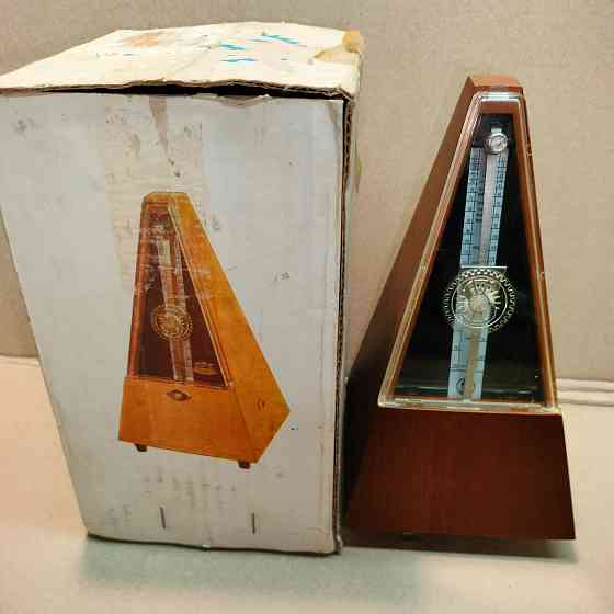 Комбик комбоусилитель синтезатор примочка педаль микрофон Донецк