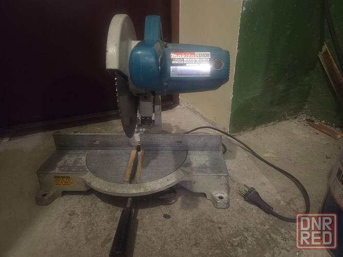 Продам пилу дисковую Makita LS1030 в рабочем состоянии Донецк - изображение 1