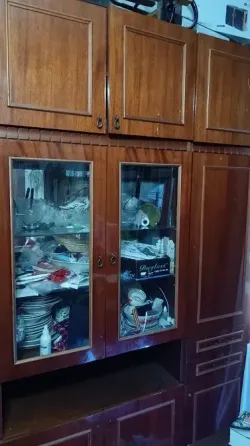 Продам стенку 3 тысяч самовывоз ( мебель ) Макеевка