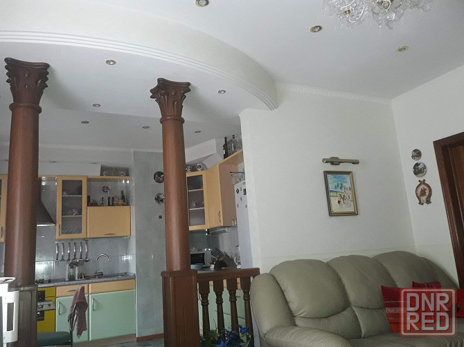 Продам 2комн квартиру Дом учителя Донецк - изображение 1