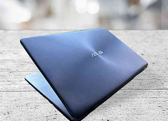 Продам Большой Ноутбук Asus 17.3 Донецк
