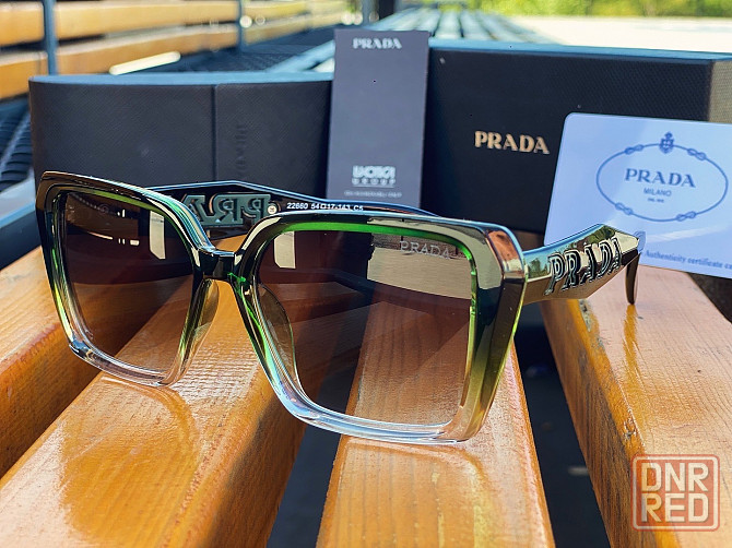 Солнцезащитные очки Prada. Донецк - изображение 1