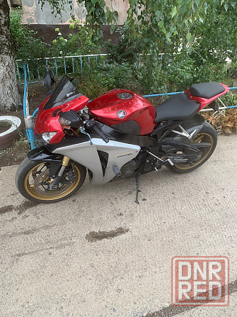 Продам мотоцикл Хонда CBR1 Снежное - изображение 2
