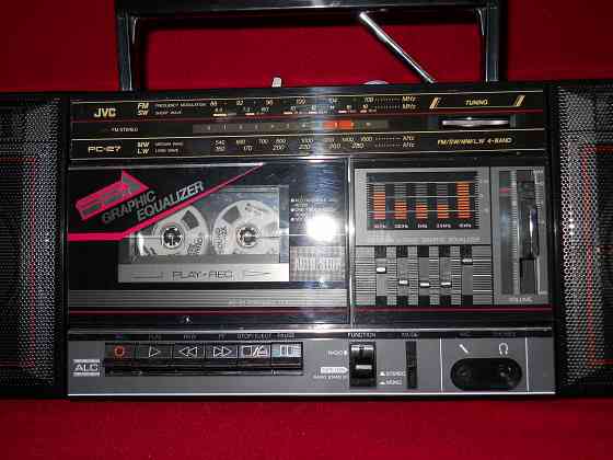 Продам магнитолу JVC HC-27. Старобешево